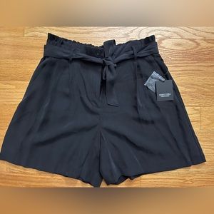 Women’s A-line shorts size L